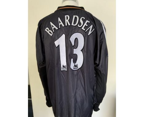 Baardsen Tottenham 1999/2000 Match Issued Goalkeeper Shirt: Black heavy long sleeve Adidas shirt in very good condition.