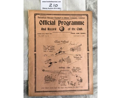 1932/33 Tottenham v Brentford Friendly Football Programme: Excellent condition ex bound with no team changes. Tottenham playe