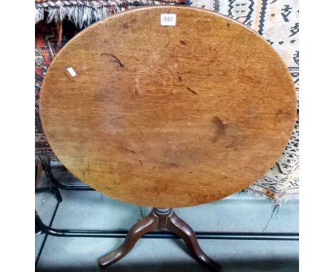 George III Oak snap top tripod table, diameter 29'