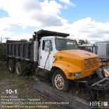 International 3800 T44E dump truck