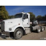 2008 Kenworth T800 tandem axle tractor