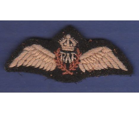 WWII RAF Pilots wing commanders cloth patch. Small version as worn by Polish and Czech pilots who served in the British air f