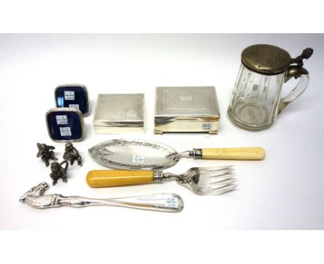 A pair of silver fish servers, with pierced decoration, Sheffield 1915, two silver rectangular table cigarette boxes, wooden 