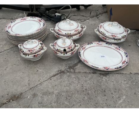AN ASSORTMENT OF CERAMIC DINNER SERVICE ITEMS TO INCLUDE TUREENS AND PLATES ETC 