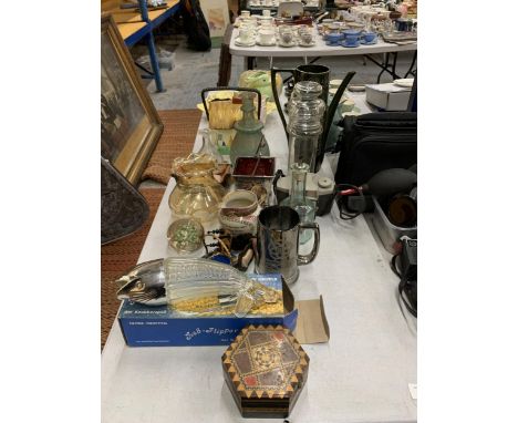 A MIXED LOT TO INCLUDE GLASSWARES, INLAID DESIGN BOX, KODAK CAMERA, SILVER PLATED AND CRANBERRY BASKET ETC 