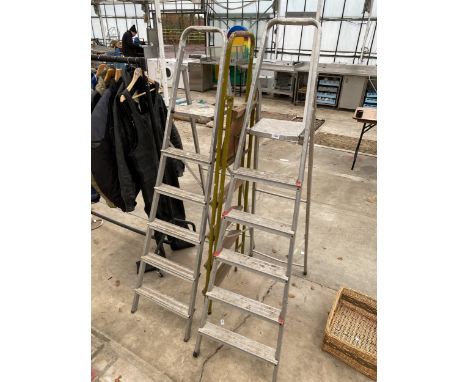 TWO 5 RUNG ALUMINIUM STEP LADDERS AND A FURTHER STEP LADDER 