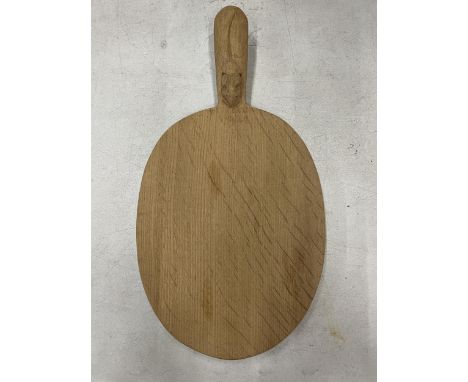 A ROBERT THOMPSON MOUSEMAN OAK CHEESEBOARD 