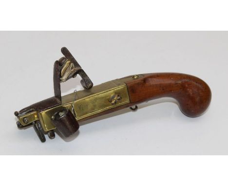 A late 18th century flintlock tinder lighter, 19cm