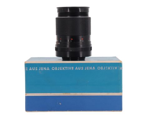 A boxed Carl Zeiss Jena DDR MC S 1:3,5 f=135 camera lens 