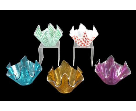 Five glass handkerchief bowls, tallest 10 cm 