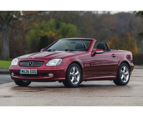 A left-hand drive, automatic gearbox R170 that has covered just 36,450 miles.This is a very smart example of M-B's quick litt