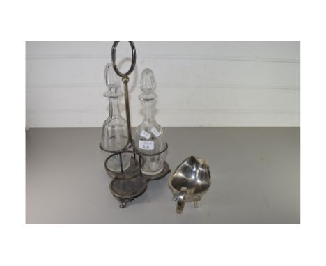 MIXED LOT OF SILVER PLATED WARES TO INCLUDE DECANTER STAND, VASES, GRAVY BOAT ETC