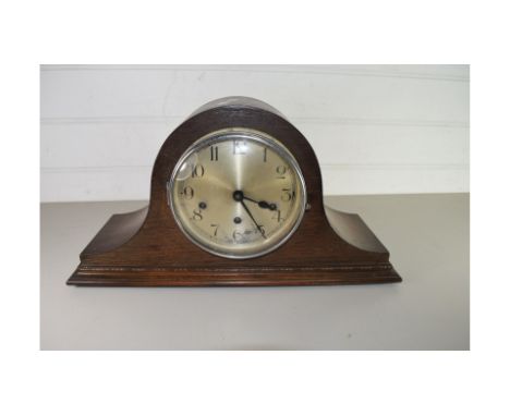 OAK CASED MANTEL CLOCK