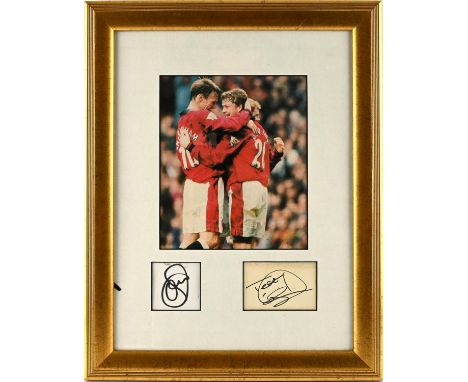 Manchester United Signed Photo Display - David Beckham and Ole Gunnar Solskjaer Photo with signatures on card underneath, fra