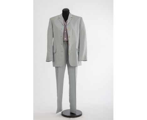 Hosenanzug und BluseJil Sander, Hamburg Viskose mit Leinen, hellblau bzw. Bluse fliederfarben, transparent. Gr. 36 (Hosenanzu