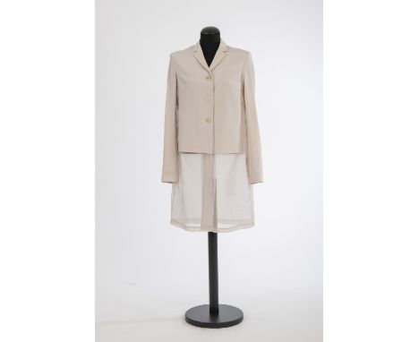 BlazerJil Sander, Hamburg Mischgewebe mit Schurwolle, blassrosa, transparenter breiter Saum. Gr. 34. Zustand: Verschmutzt.
