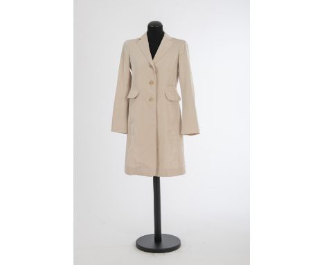 BlazermantelJil Sander, Hamburg Polyester mit Seide, sandfarben, ungefüttert. Gr. 34. Zustand: Ungetragen mit Orig. Etikett.
