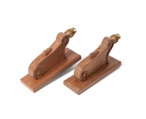 Robert 'Mouseman' Thompson pair of oak single branch wall sconces, carved mouse detailling, with brass fixtures, 24.5cm tall 