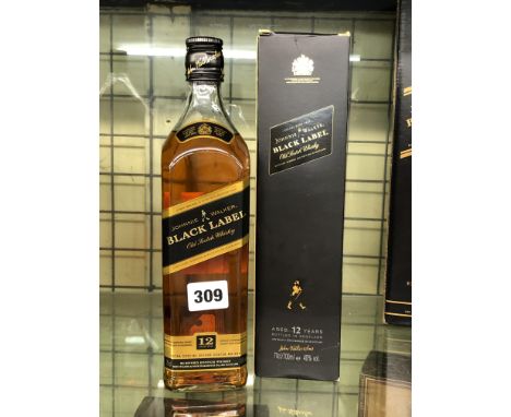 JOHNNIE WALKER BLACK LABEL SCOTCH WHISKY 12 YEARS OLD 70CL