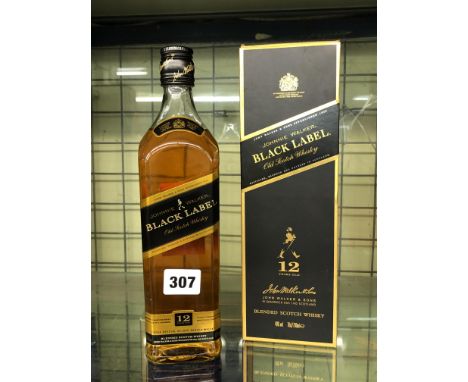 JOHNNIE WALKER BLACK LABEL SCOTCH WHISKY 12 YEARS OLD 70CL