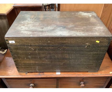 Victorian trunk with brass side handles, 76cm wide, 45.5cm deep, 42cm high