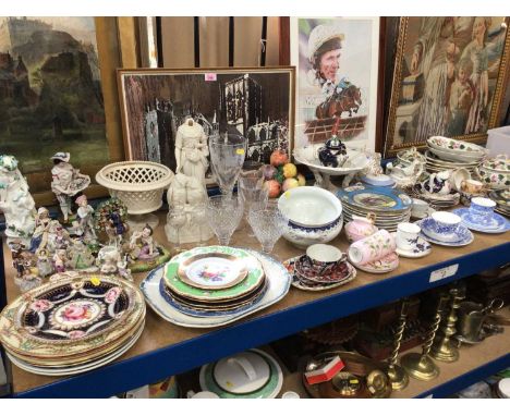 Large group of 18th, 19th century and later ceramics to include Worcester porcelain, Parian ware, Bloor Derby, Serves plate a