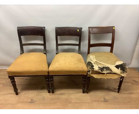 Six George III mahogany dining chairs, each with bar back on ring turned legs, comprising set of four and similar pair