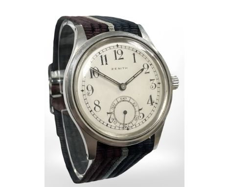 A Gentleman's stainless steel Zenith wristwatch 