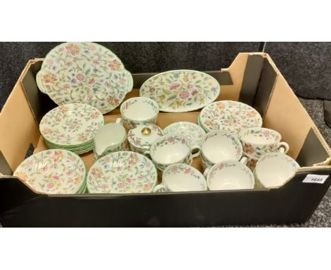 Minton's 'Haddon Hall' tea service. 