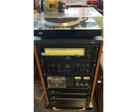 Mid century Sansui Hi- Fi Record, cassette and radio system with integrated amplifier, with audio accessories cases including