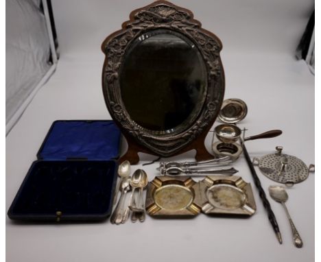 A quantity of silver, silver mounted and other metal items, to include: a cased set of six silver teaspoons; a silver mounted