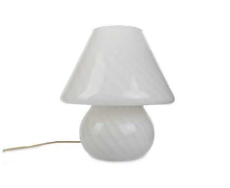 ATTRIBUTED TO VISTOSSI, MURANO GLASS 'MUSHROOM' TABLE LAMP, LATE 20TH CENTURY with swirl decoration37cm high
