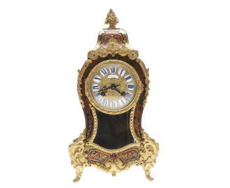 the case with tortoiseshell and pierced brass overlay, enamel Roman numerals to the gilded dial, the backplate stamped AD Mou