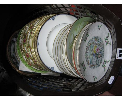 Royal Albert 'Old Country Roses', Doulton Christmas, Worcester Horticultural Society and other plates.
