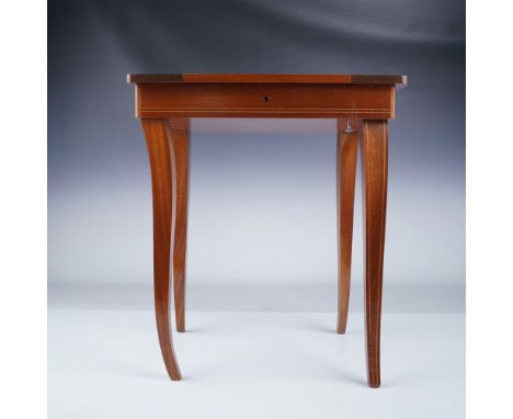 This elegant vintage inlaid music jewelry table combines functional design with exquisite craftsmanship. The rectangular top 