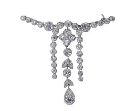 European,  Belle Epoque,  Circa 1905 A pretty diamond and platinum brooch/pendant Set throughout with brilliant cut diamonds 