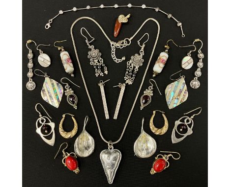 A pair of garnet and silver vortex pendant earrings, others, albalone, filligree, garnet, coral, Venetian glass beads, etc,  