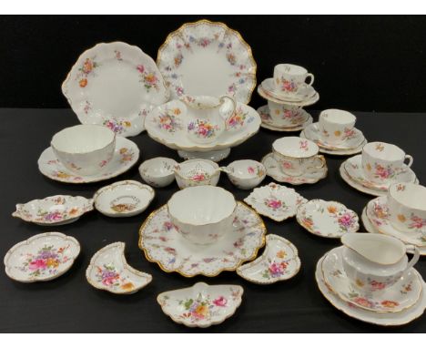 Royal Crown Derby ‘Derby Posie’ ware including; six tea cups and saucers, sugar bowls, milk jugs, plates and trinket trays; e