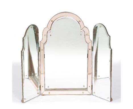 A 1930'S DRESSING TABLE MIRROR with hinged sides and shaped bevelled mirror plates, approximately 92cm wide overall x 76cm hi