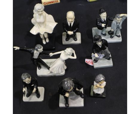 Eight Manor collectable figurines, no chips or cracks, tallest H: 15 cm. UK P&amp;P Group 3 (£30+VAT for the first lot and £8