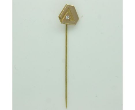 Gold pin with diamond inset, L: 53 mm, 1.7g.  UK P&amp;P Group 0 (£6+VAT for the first lot and £1+VAT for subsequent lots) 