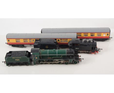 Hornby railways 'Sir Dinadan' OO gauge locomotive and tender, one other engine, rolling stock, passenger carriages and track.
