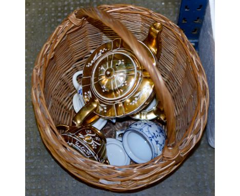 WICKER BASKET, SADLER TEA SERVICE, COW CREAMERS ETC     