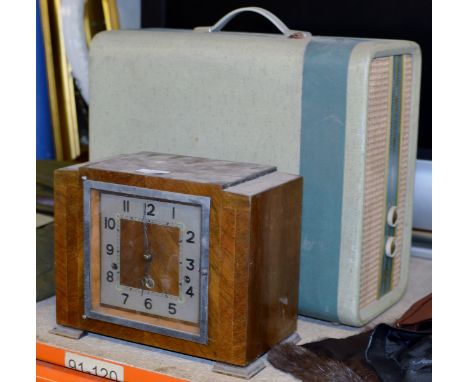 CHIMING MANTLE CLOCK & VINTAGE TURNTABLE     