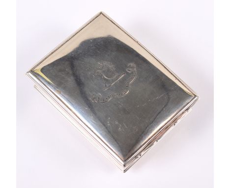 An unmarked white metal snuff box with parcel gilt interior 