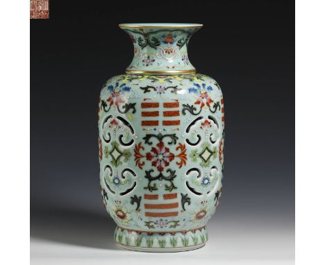 Enamel coloured vase from Qing Dynasty   H27.5cm           W14cm       