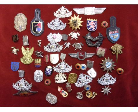 German Fire fighter and Police Badge Collection, many enamel city badges, two Police Badges (one Bavarian), two lapel badges 