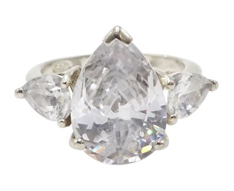 Silver pear shaped cubic zirconia three stone ring, stamped 925 - Condition Report size K-L