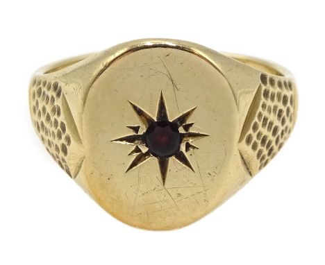 9ct gold garnet set signet ring, hallmarked - Condition Report Approx 6.08gm, size Q-R