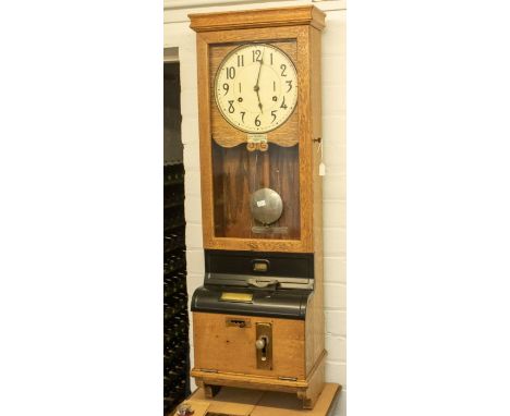 A good British Time Recorder wall-mounted industrial time recorder/ clocking-in clock in restored condition. Serial number 25